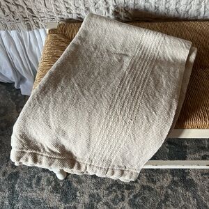 Eileen Fisher Home Cream Textured Cotton and Linen Blanket